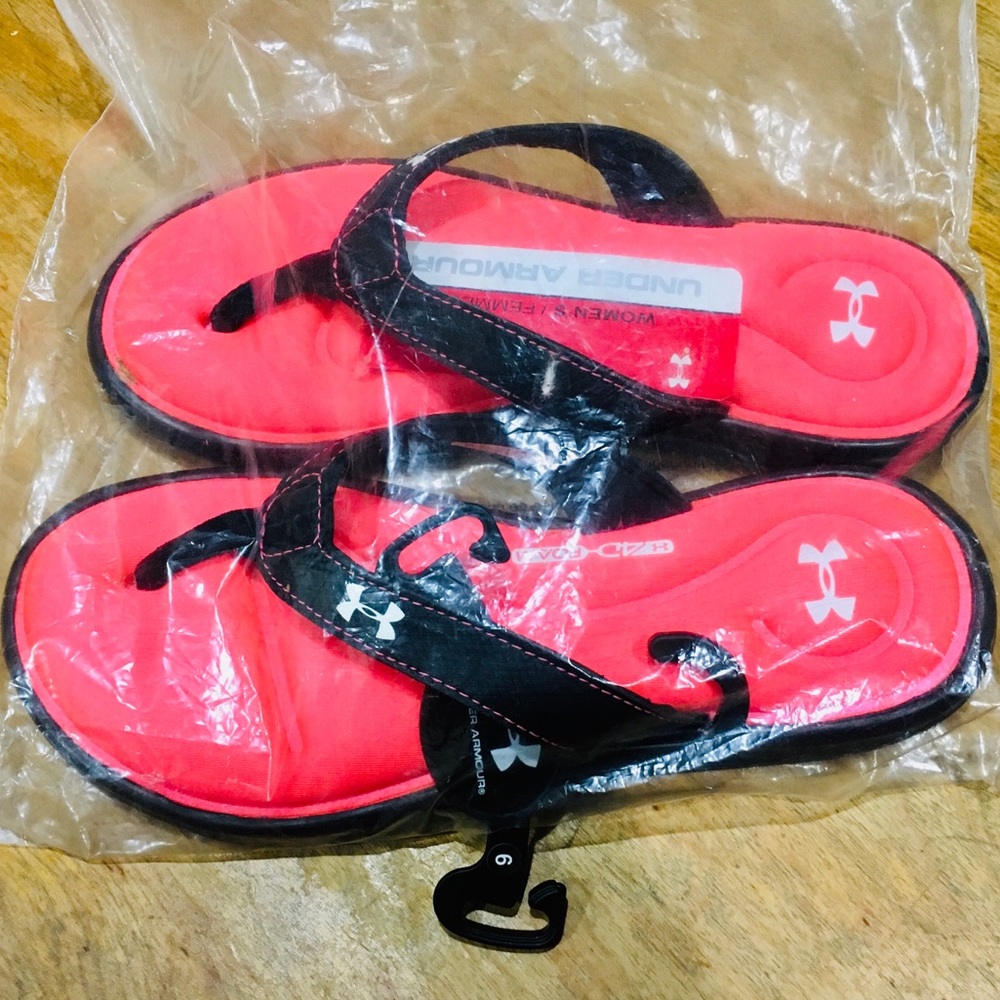 SOLD Under Armour Flip Flops